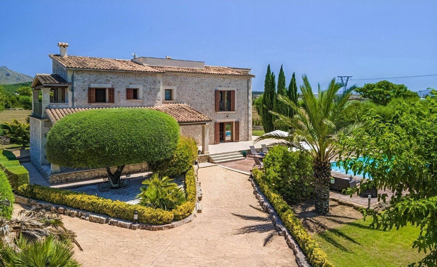 Atemberaubende Mit Pool Und Panoramablick In Unmittelbarer Naehe Von Und Dem Holiday home *